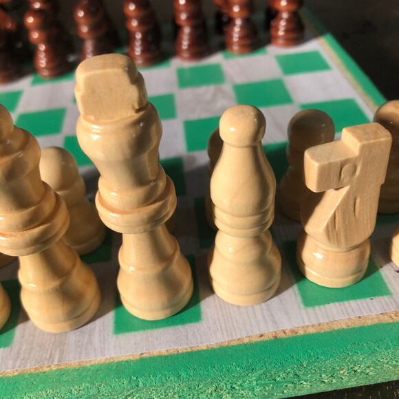 Scrapbook Chess Set - Green Mint - Picture 11 of 11